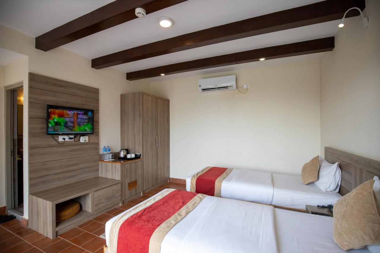 Gateway Himalaya Resort Ghanpokhara Εξωτερικό φωτογραφία