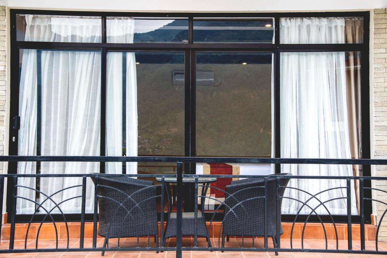 Gateway Himalaya Resort Ghanpokhara Εξωτερικό φωτογραφία