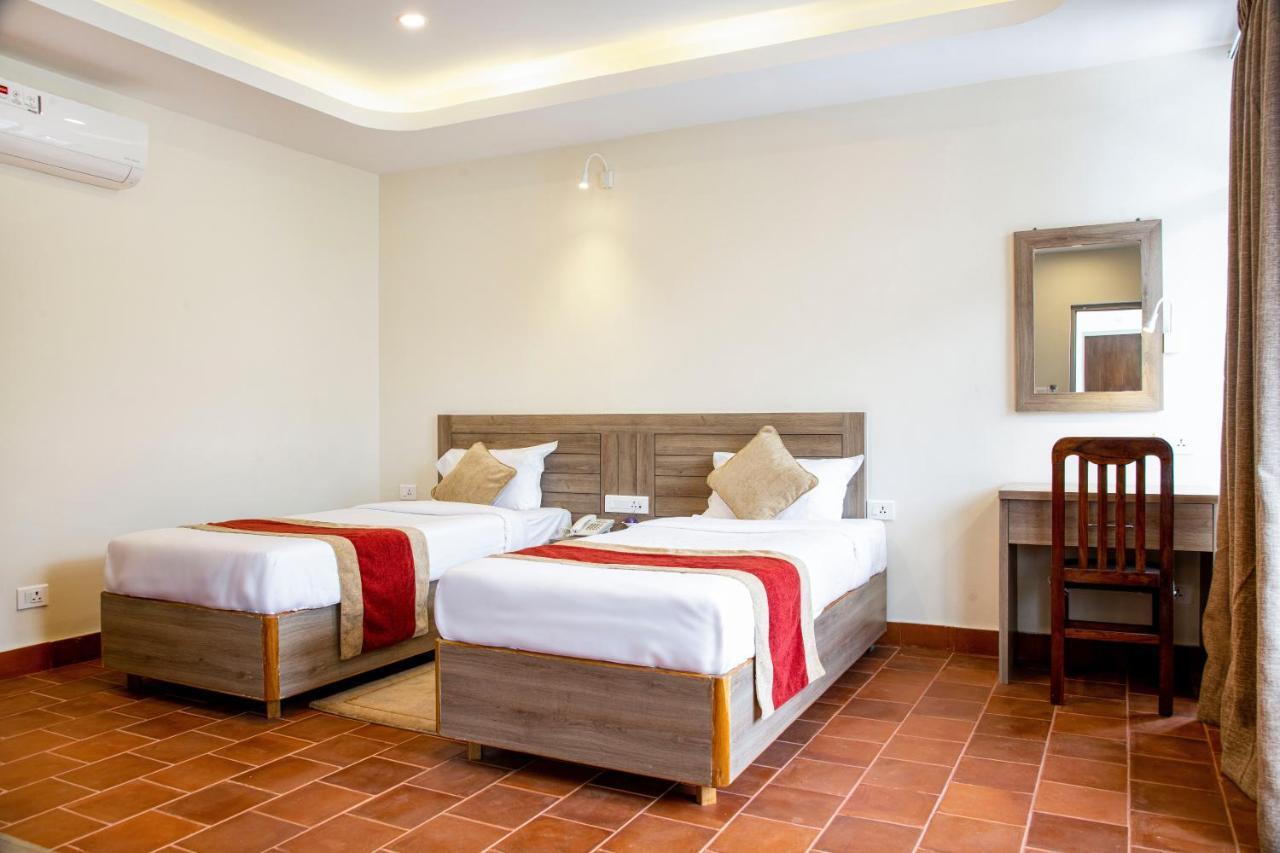 Gateway Himalaya Resort Ghanpokhara Εξωτερικό φωτογραφία