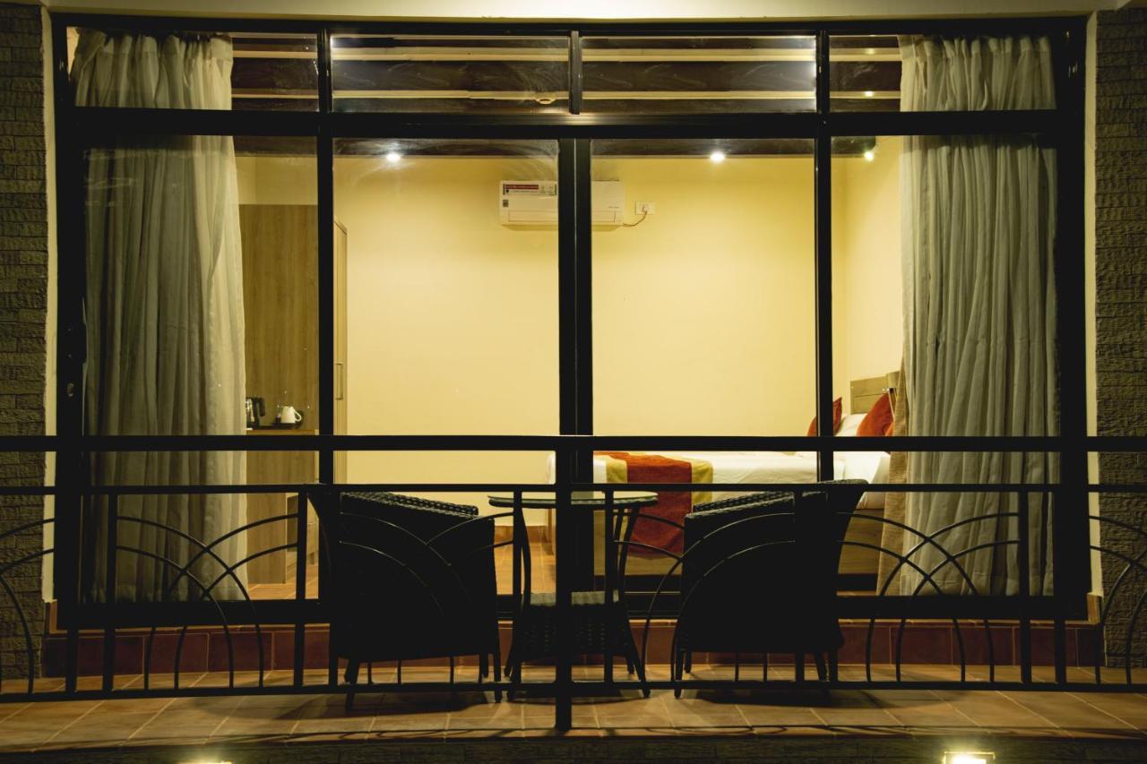Gateway Himalaya Resort Ghanpokhara Εξωτερικό φωτογραφία